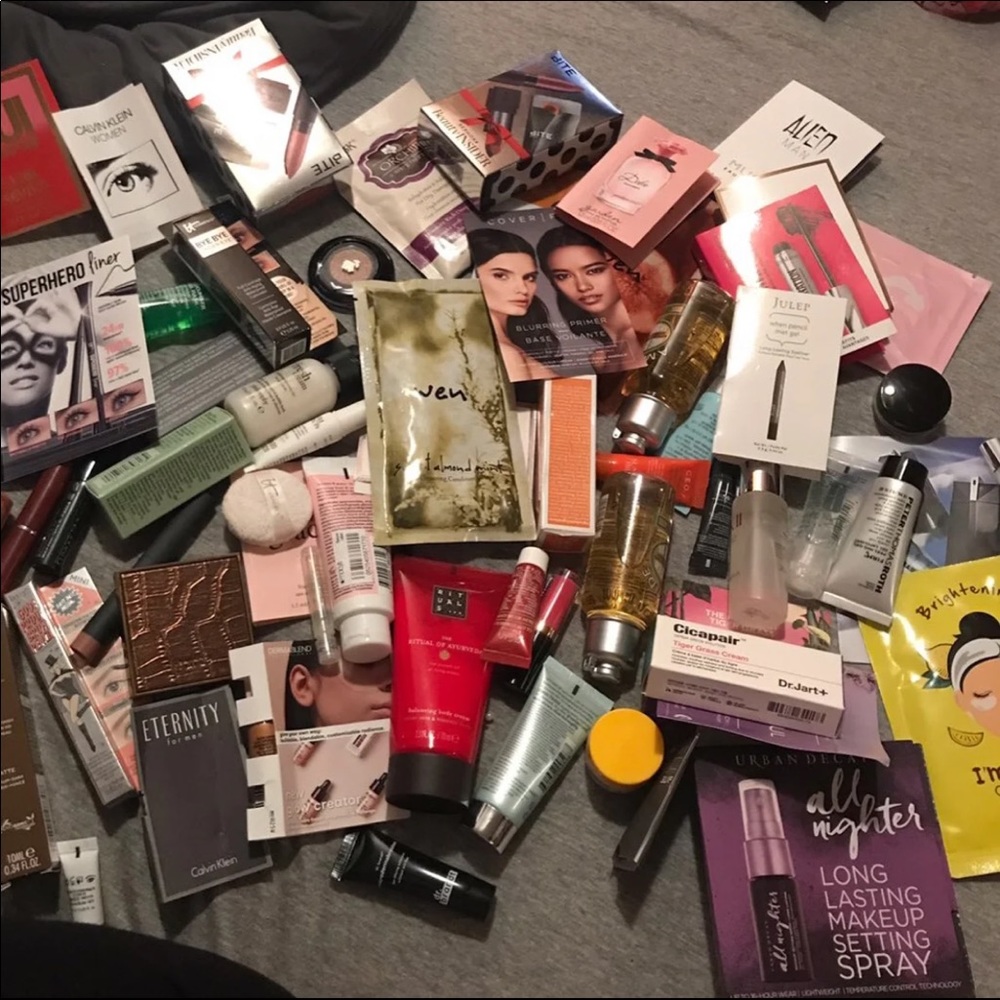 Samples Galore & Bags .